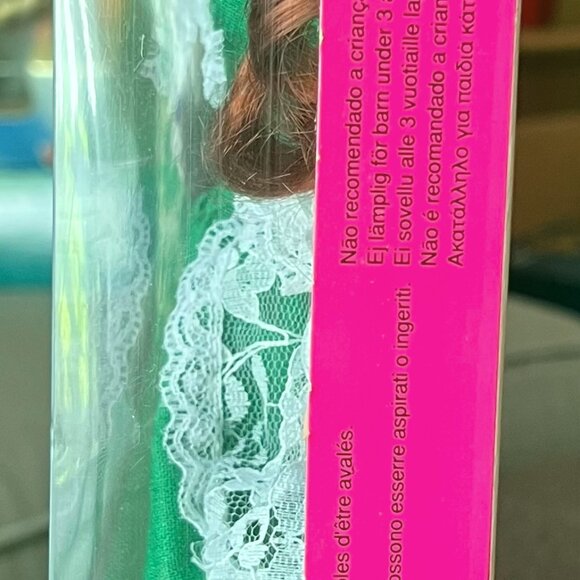 IRISH BARBIE Dolls of the World Special Edition #12998 Mattel Vintage 1994 - NEW - Picture 2 of 6